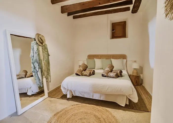 Llampi, Naturaleza, Piscina Y Encanto Mallorquin