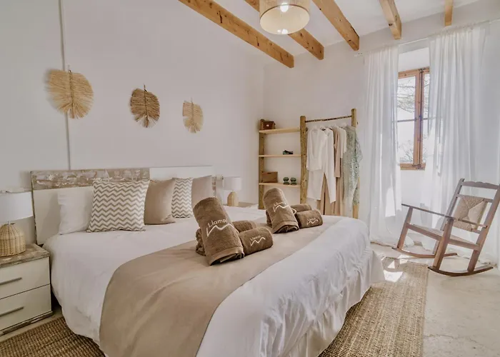 Llampi, Naturaleza, Piscina Y Encanto Mallorquin * Reigosa